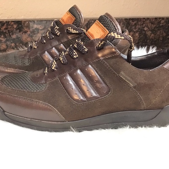 Louis Vuitton Sneakers - Picture 3 of 11